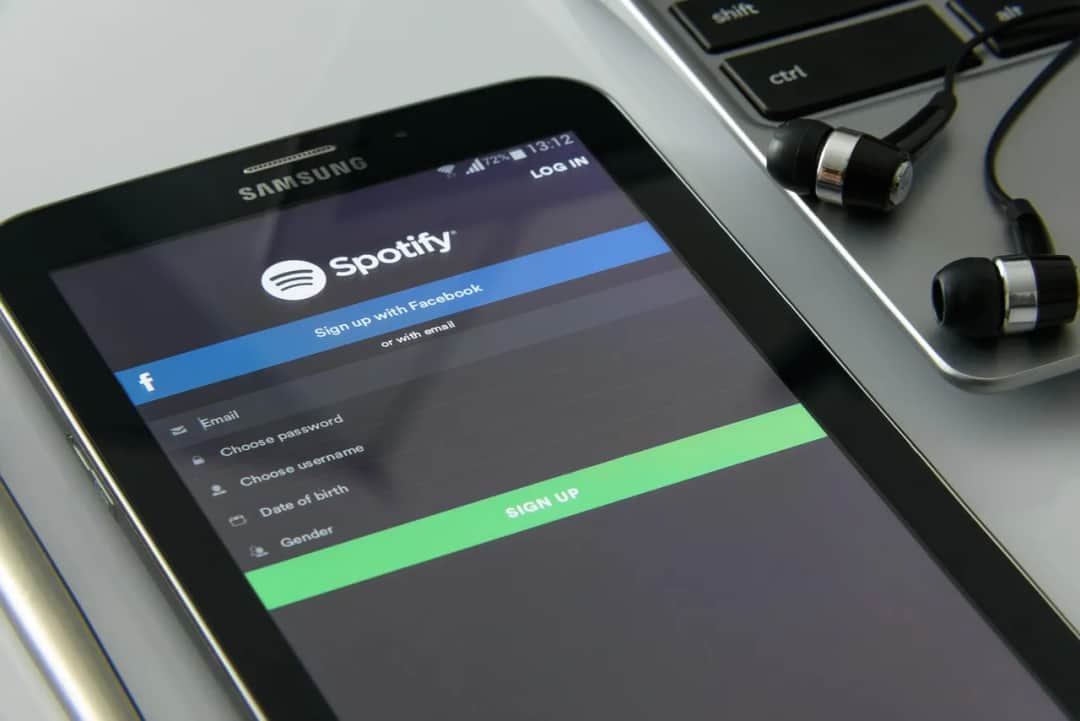 Jak pobrać utwory ze Spotify i cieszyć się muzyką offline