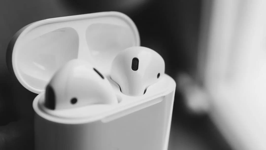 Jak podłączyć AirPods do komputera - proste kroki bez problemów Jak podłączyć AirPods do komputera - proste kroki bez problemów